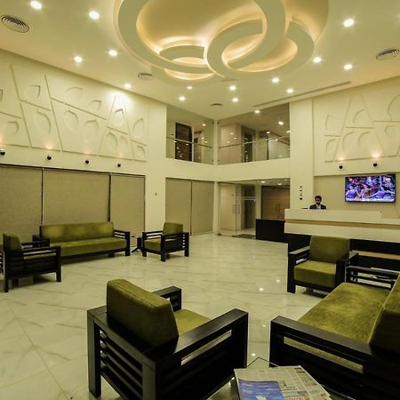 The Basil Park Hotel Bhavnagar Ngoại thất bức ảnh