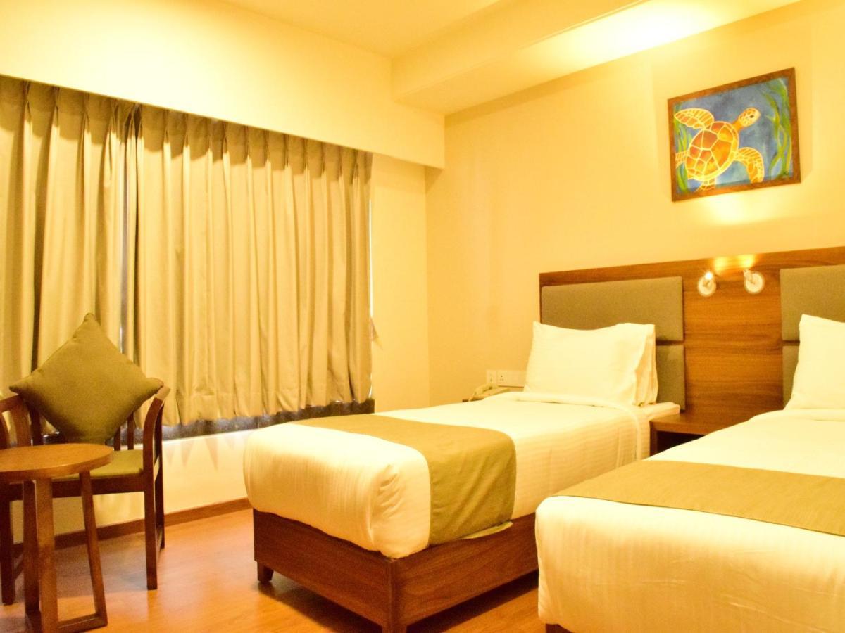 The Basil Park Hotel Bhavnagar Ngoại thất bức ảnh