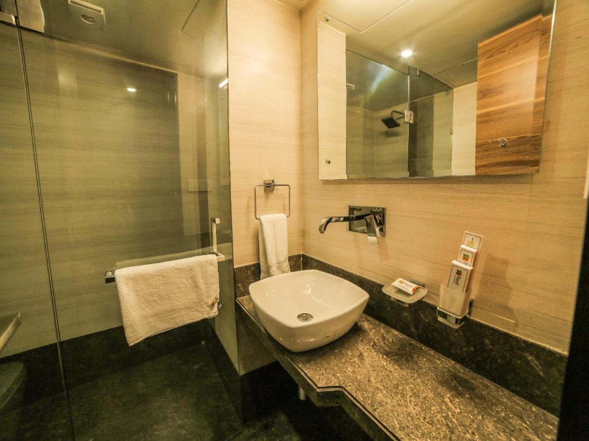 The Basil Park Hotel Bhavnagar Ngoại thất bức ảnh